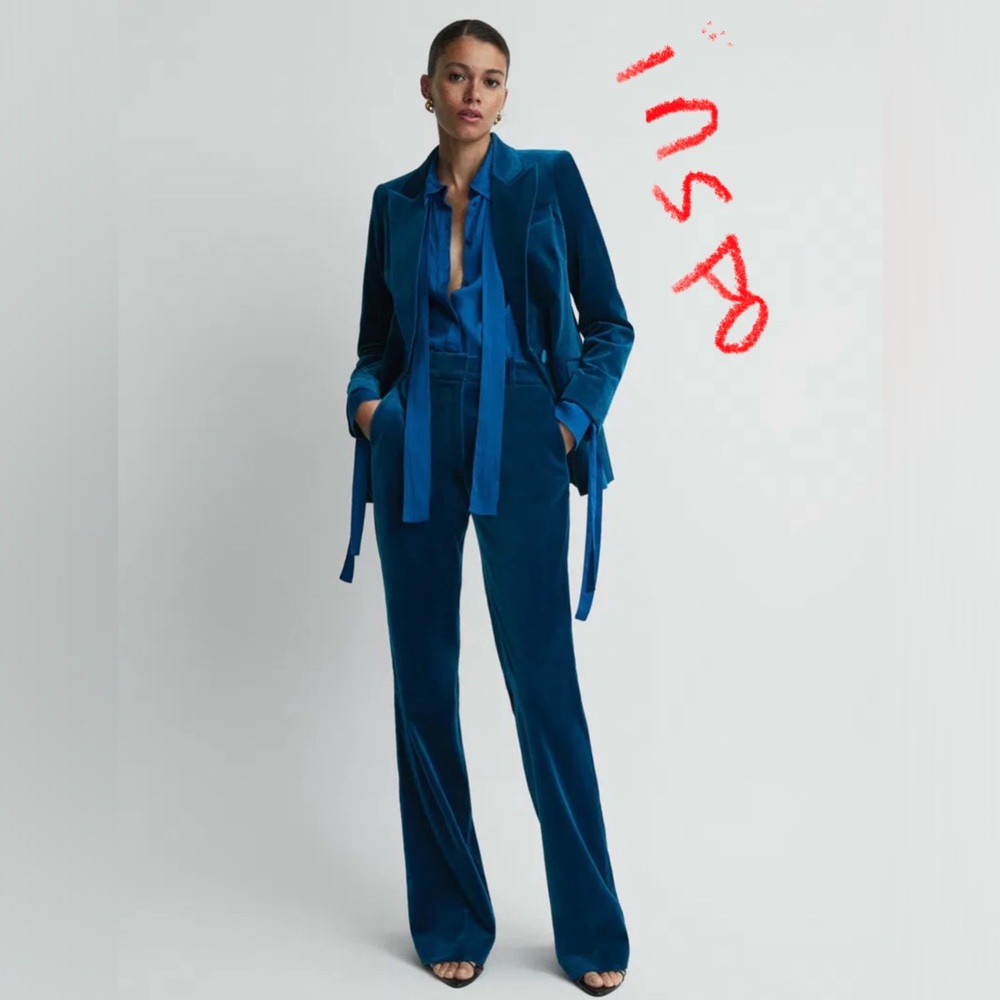 🔥 ShopAKIRA Velvet Royal-Blue Power Suit – Blazer + Pants Set 🔥 - Picture 3 of 8